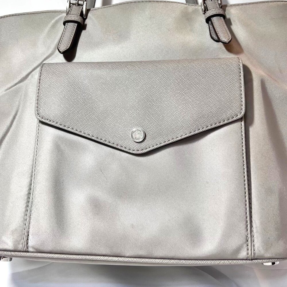 Michael Kors Jet Set Nylon Large Tote/Satchel/Shoulder Purse-Light Gray-Adjust - Picture 2 of 16